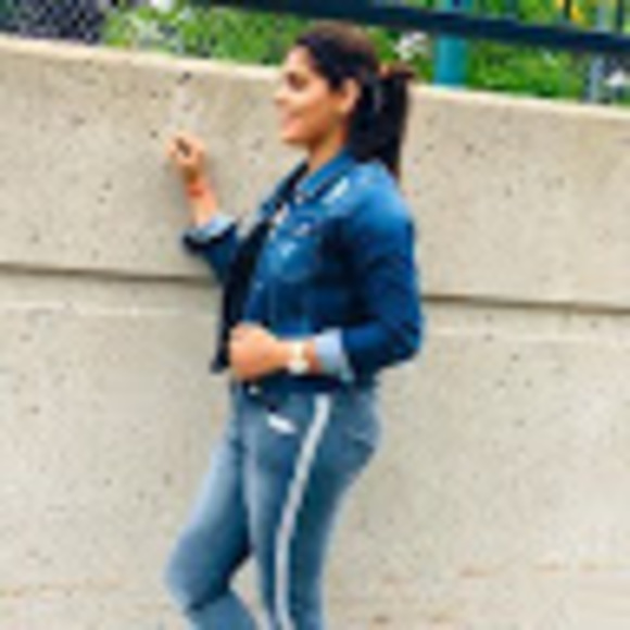 Meet your Posher, Jaspreet - Picture 1 of 1